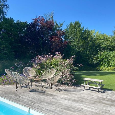 Bed and Breakfast Les Glycines Croix Exterior foto