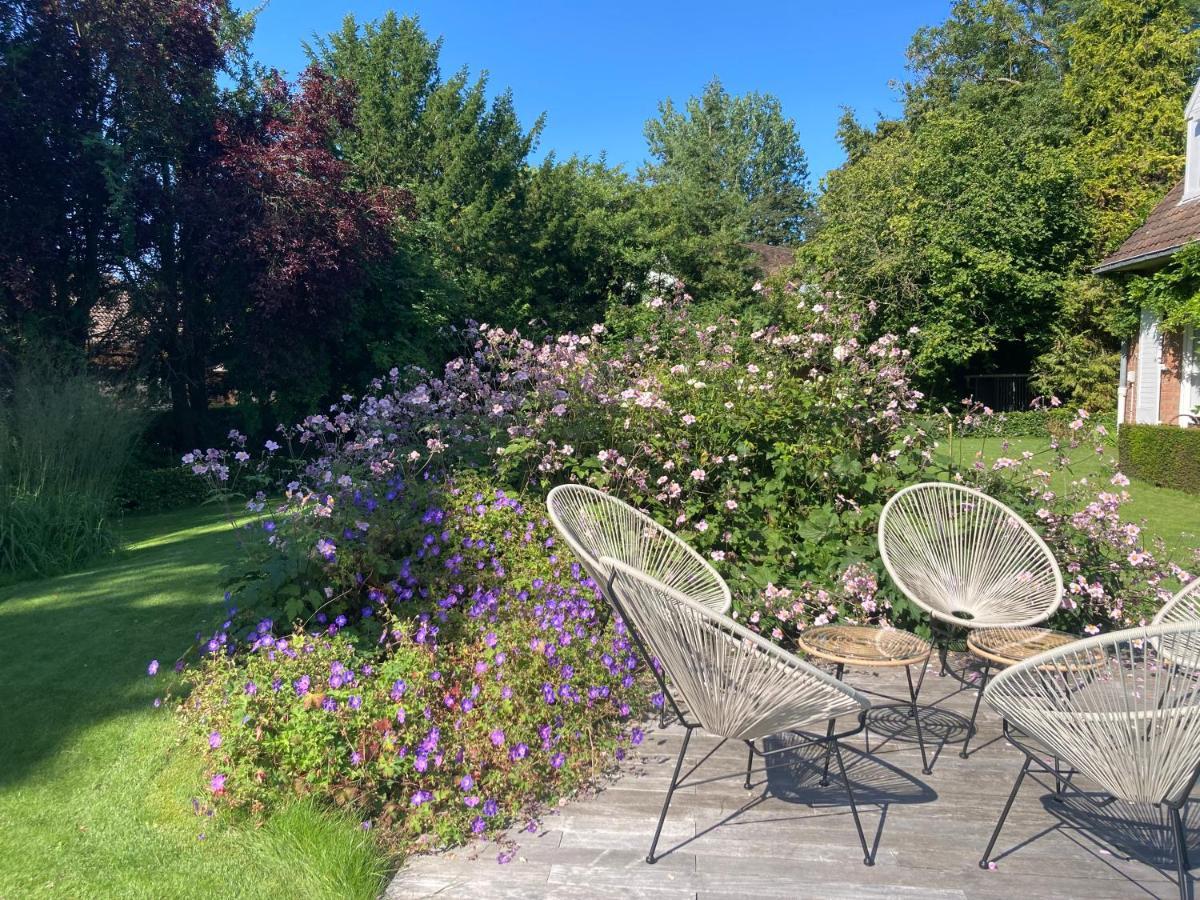 Bed and Breakfast Les Glycines Croix Exterior foto